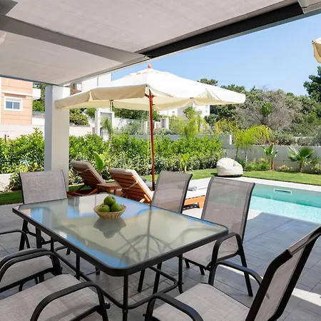 Rokas Luxury Villa *