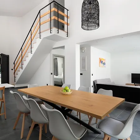 Villa Rokas Luxury Asgourou