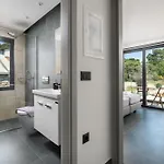 Rokas Luxury * Asgourou