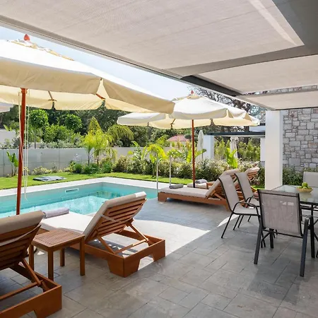 Villa Rokas Luxury *