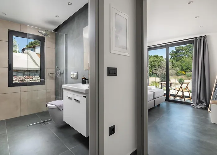 Rokas Luxury * Asgourou